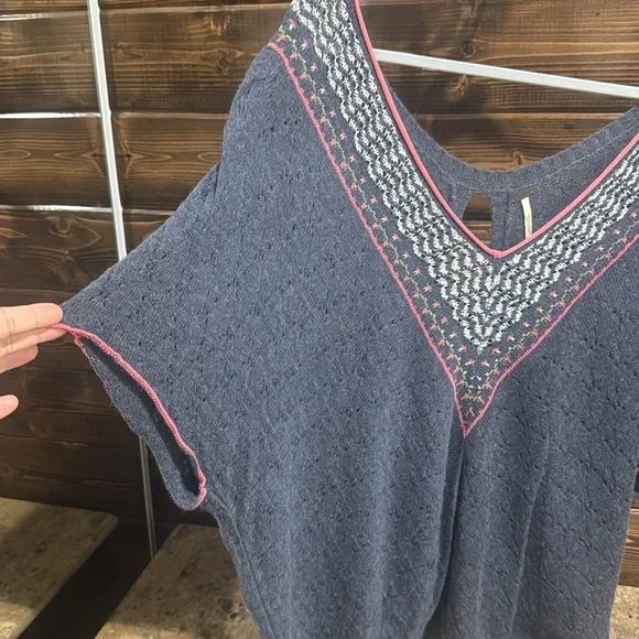 Free People Top - Picture 4 of 12